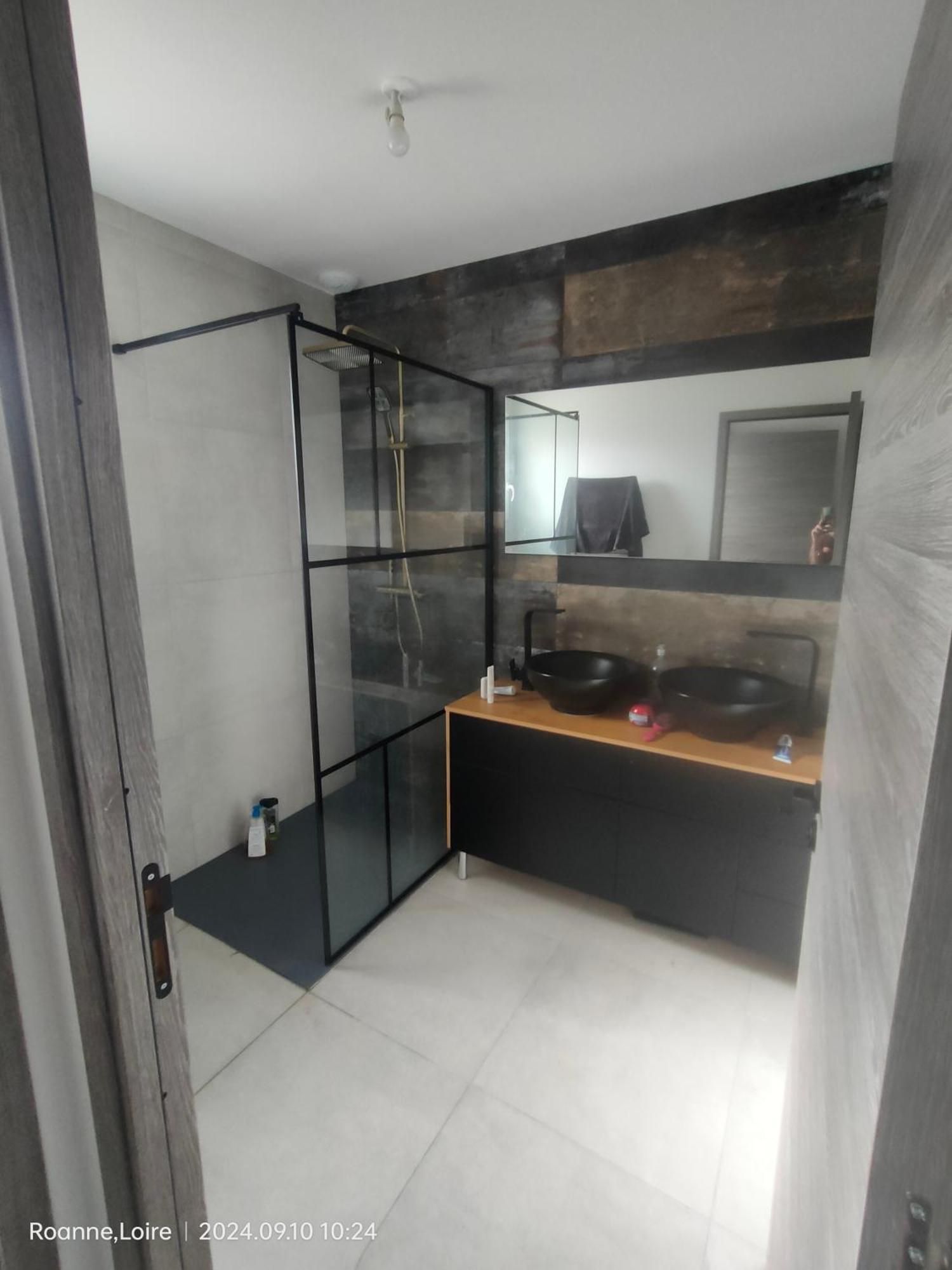 Chambre Dans Maison Plain-Pied Moderne Roanne Exteriör bild
